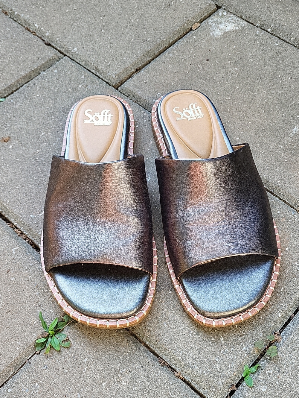 Sofft Noble II Dark Pewter Leather Slides 8.5 - Picture 7 of 14